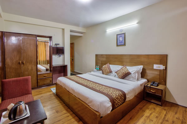 resorts in manali